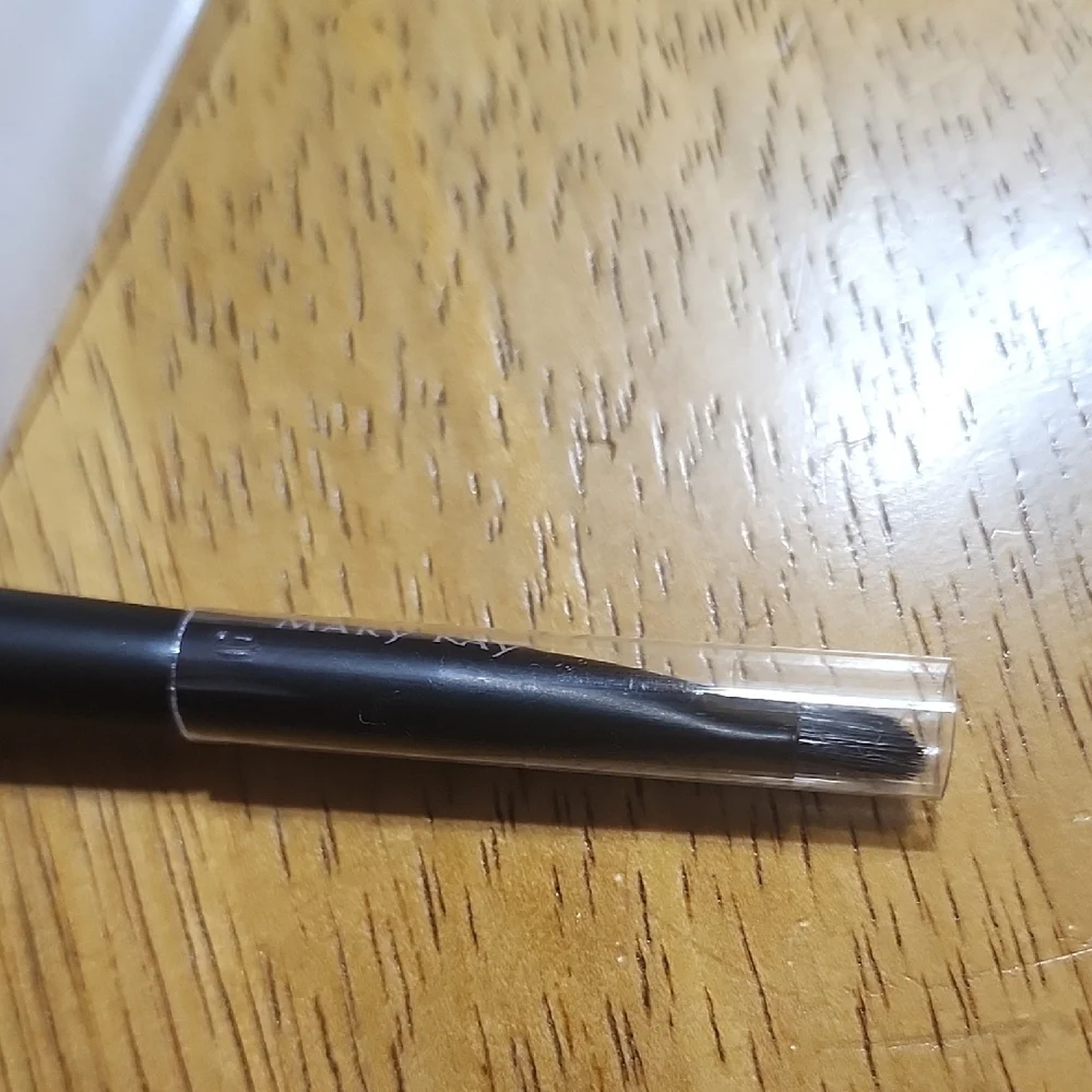 Black Dual-Ended Eyebrow Eye liner Brush, brand new in plastic case